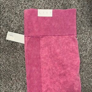 NWT LIVI Pink Leggings